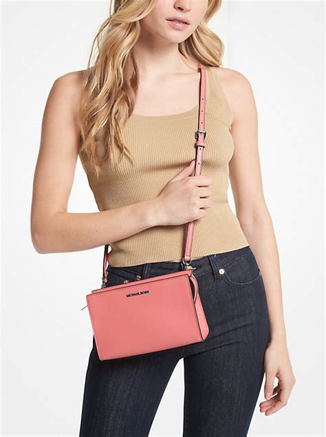 Sheila Small Crossbody Bag .